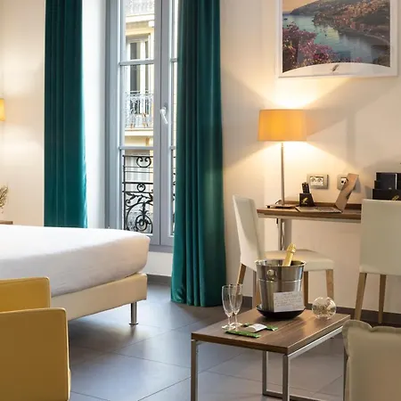 Azur Riviera Hotel